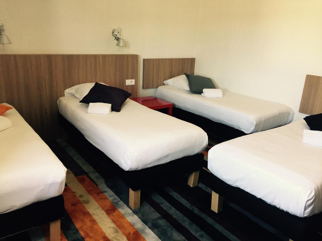 Hotel Kyriad Direct Agen 2*